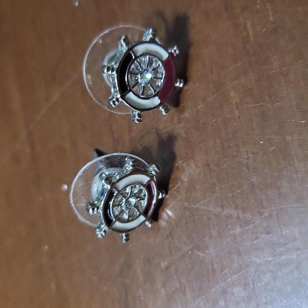 NWOT Womens Nautical Earrings